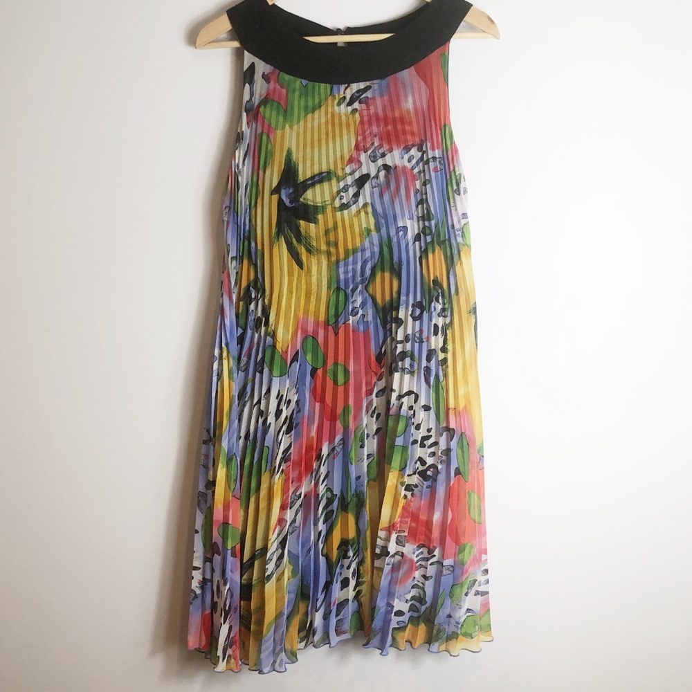 Essentials Women's Yellow & Red Printed Pleated Sleeveless Mini Dress Size 6